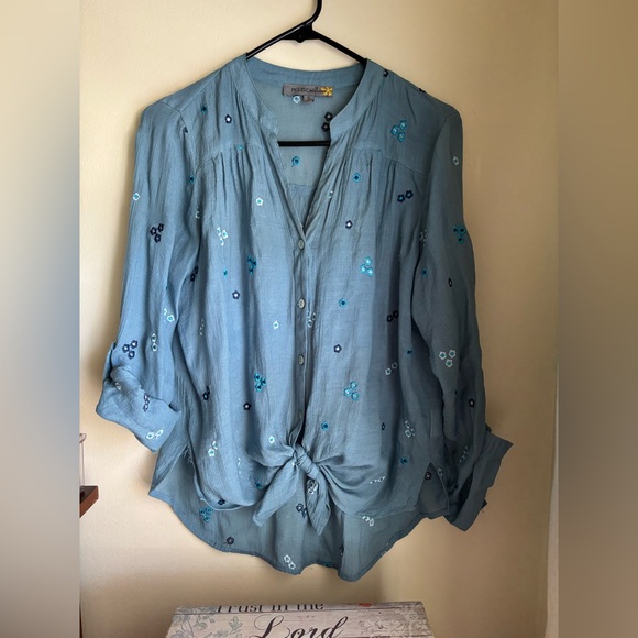 Figueroa & Flower Blue Floral Top for Women small size - Picture 3 of 11